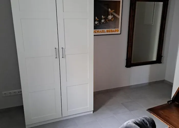 Mit Burgblick * 马延